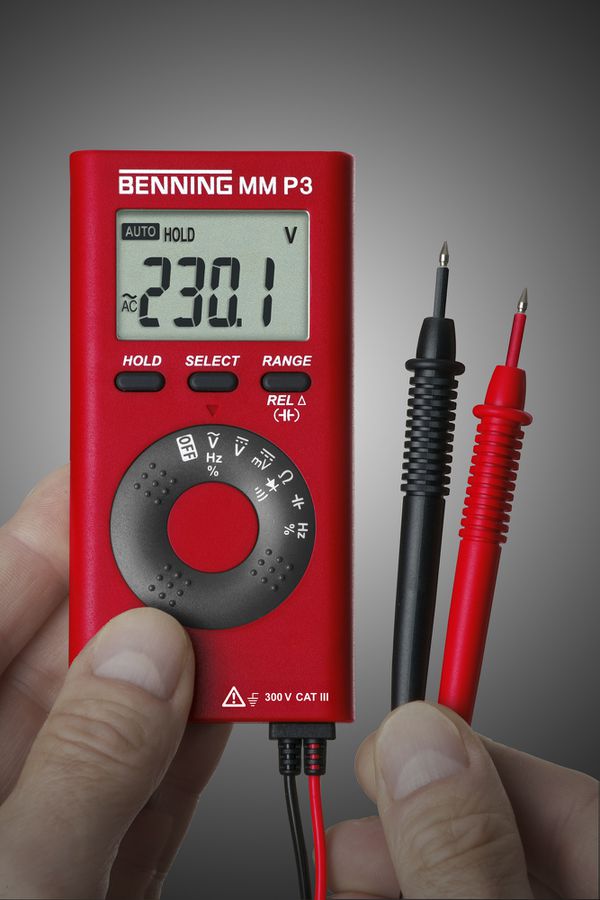 Digital-Multimeter Benning MM P3 600VUC 40MΩ CAT III 300V