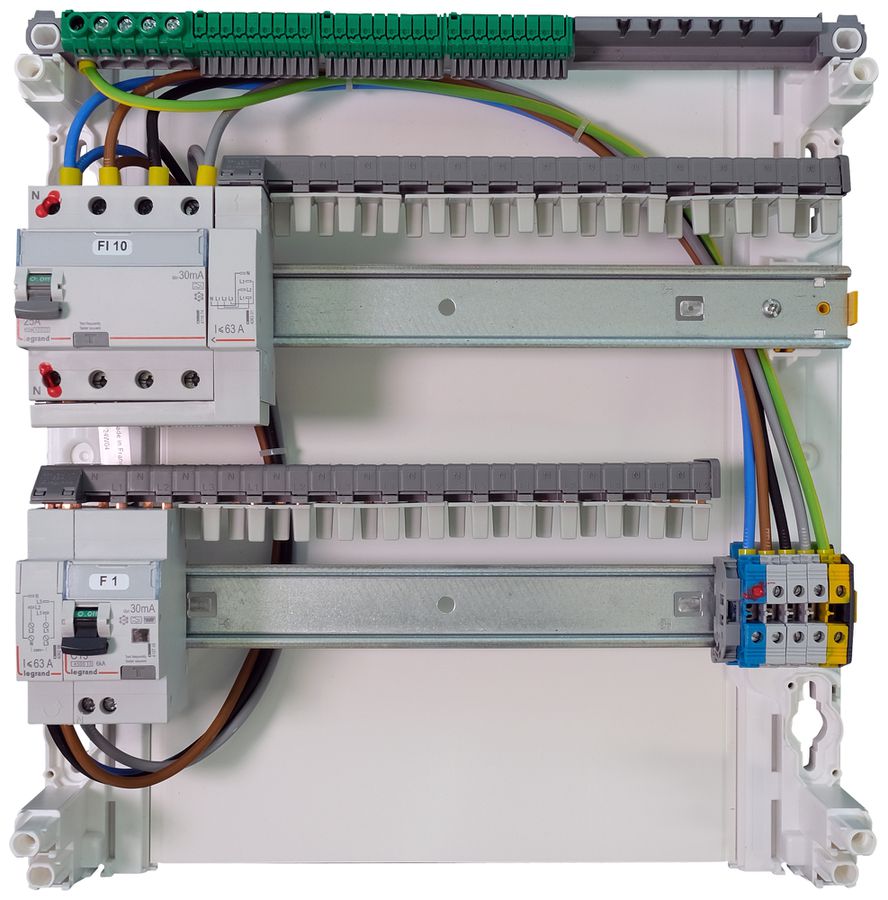 Centralino AP Legrand 2-file 36 UM bianco