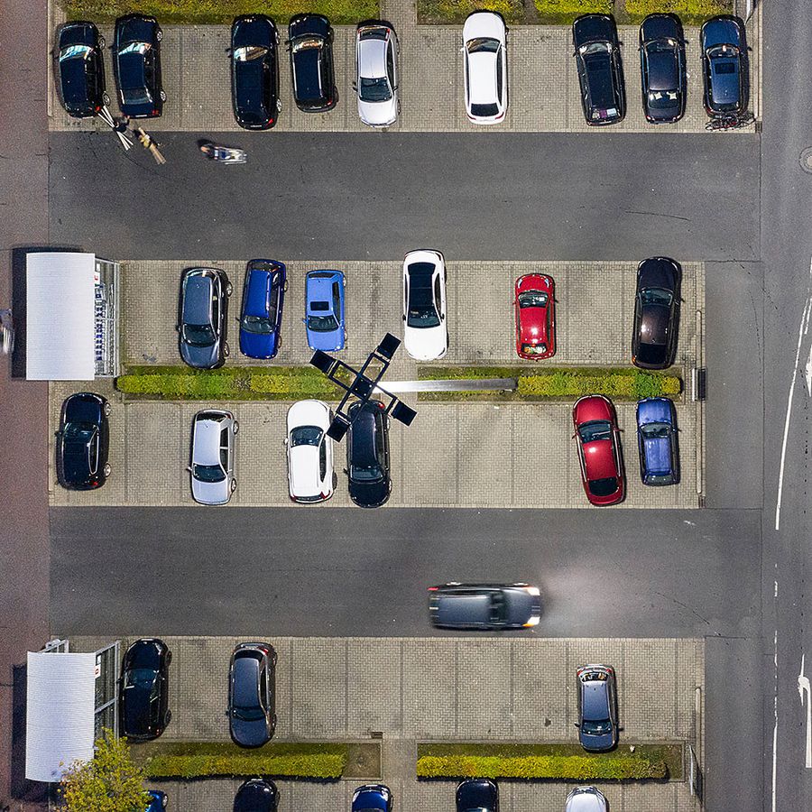 Projecteur LED DOTLUX LENSplus 50W 6115lm 3000K IP66 60×120° 324×240mm noir