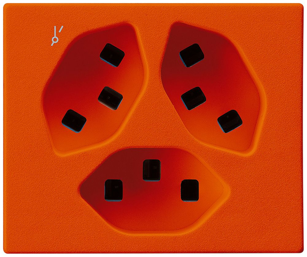 FLF-Steckdose Hager 3×T23, 1×S, D, orange