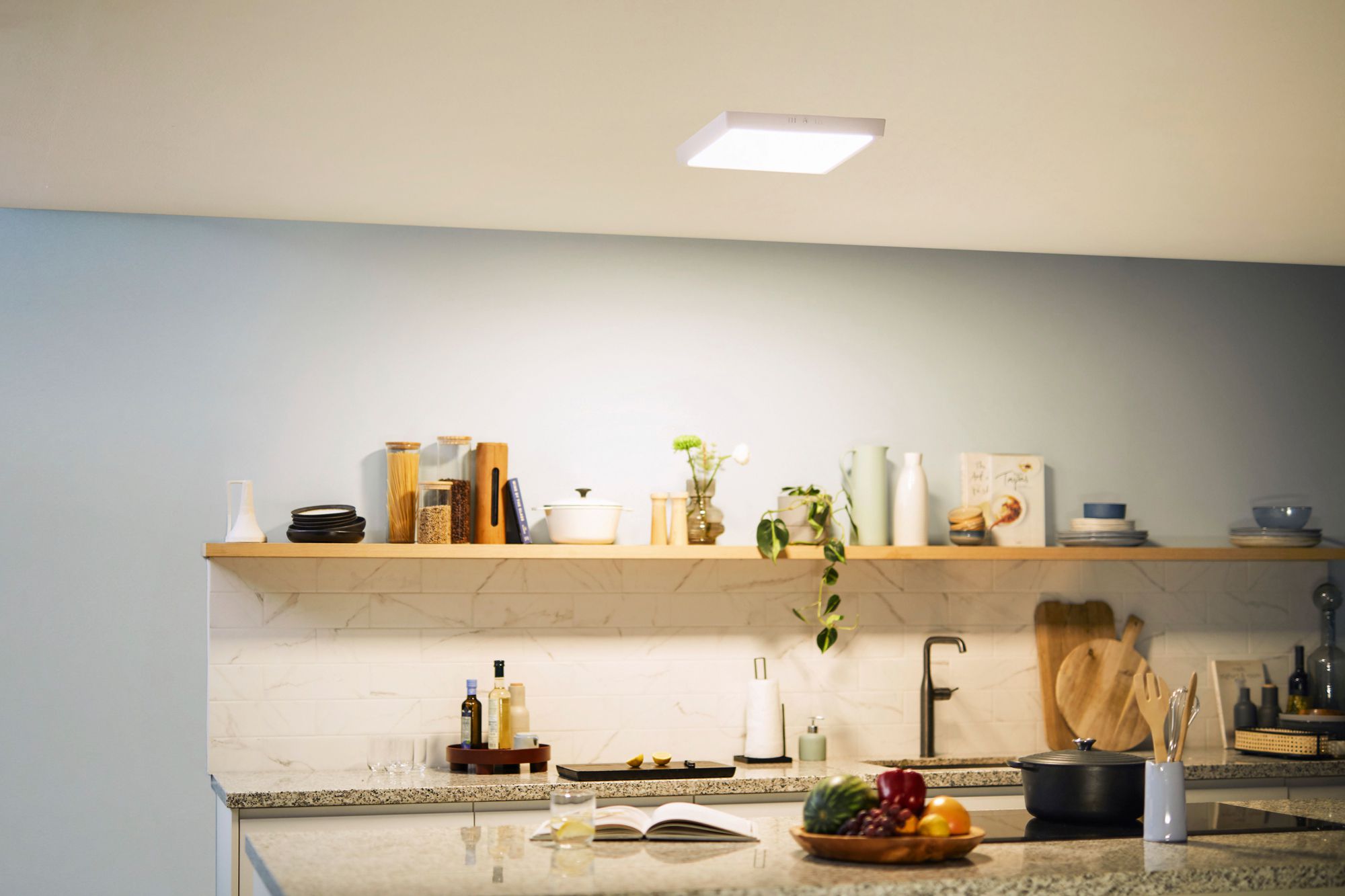 Downlight LED AP Philips Slim Surface 20W 2000lm 827 110° 285×285mm blanc