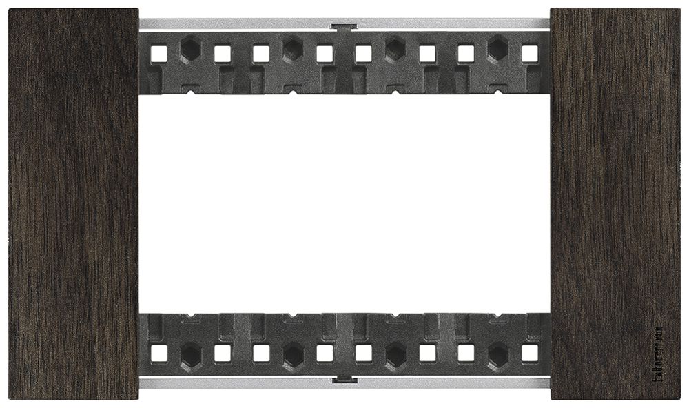 Abdeckrahmen Living Now 4 Module 147.5×86mm walnut