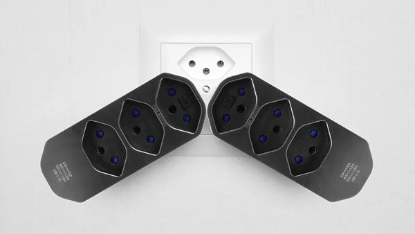 Mehrfachstecker A. Steffen MANTA 10A 3×T13 + 1×USB-C PD schwarz