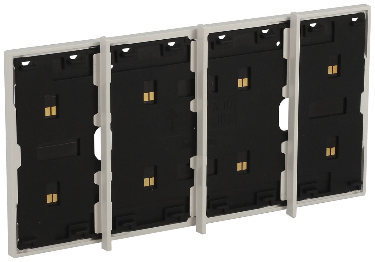 Cadre BUS Living Now MyHOME 3+1 modules montage sur prise 3 modules blanc