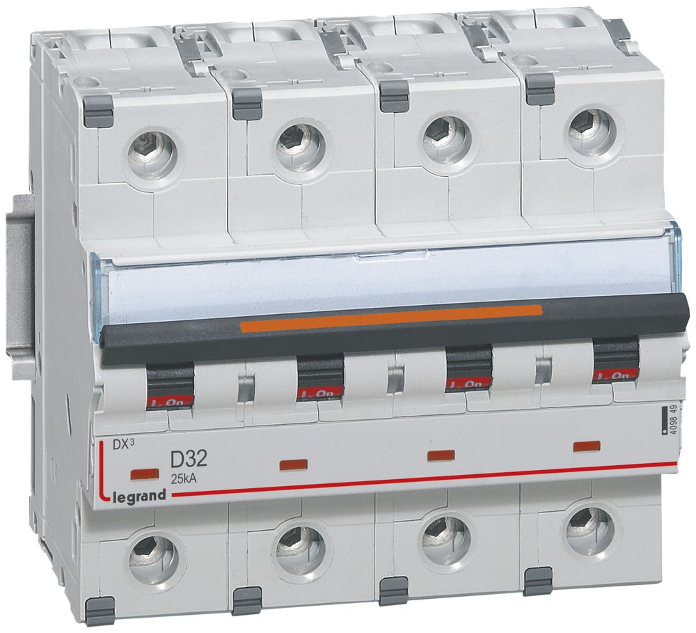 Disgiuntore Legrand D 4P 32A 25kA