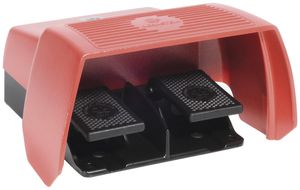 Fusstaster Bernstein 10A 2×1S/1Ö mit Tretschutz, 2Pedale