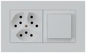 UP-Kombination kallysto.pro Gr.I-I horizontal 3×Typ 13+Schalter S3 lichtgrau