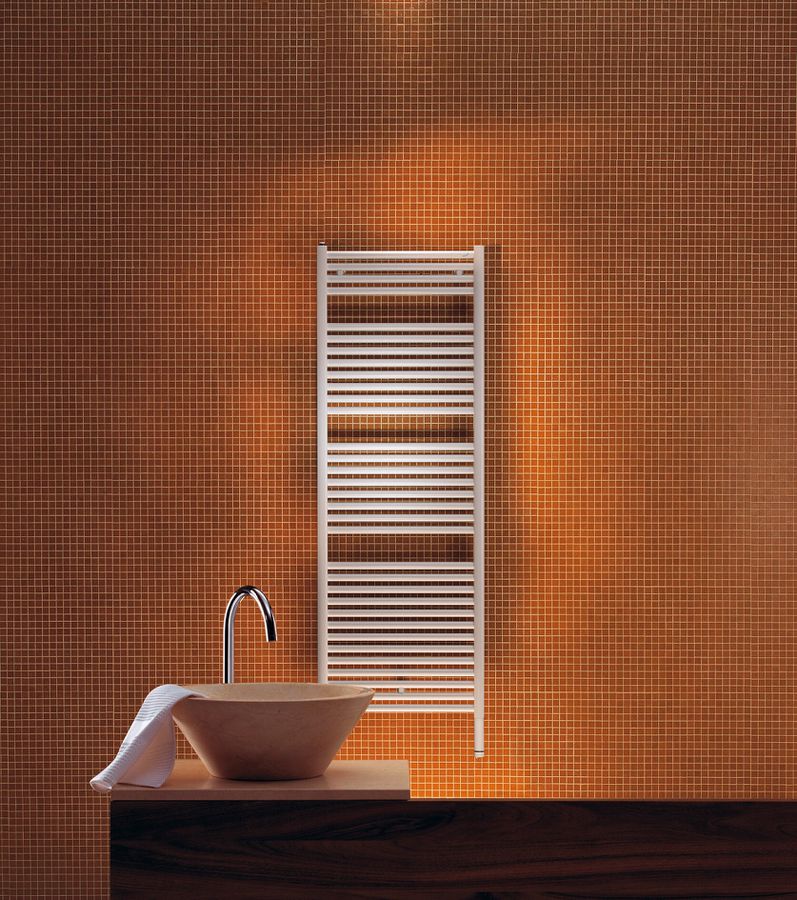 Radiatore scaldasalviette Zehnder Toga TE-150-060/ZS