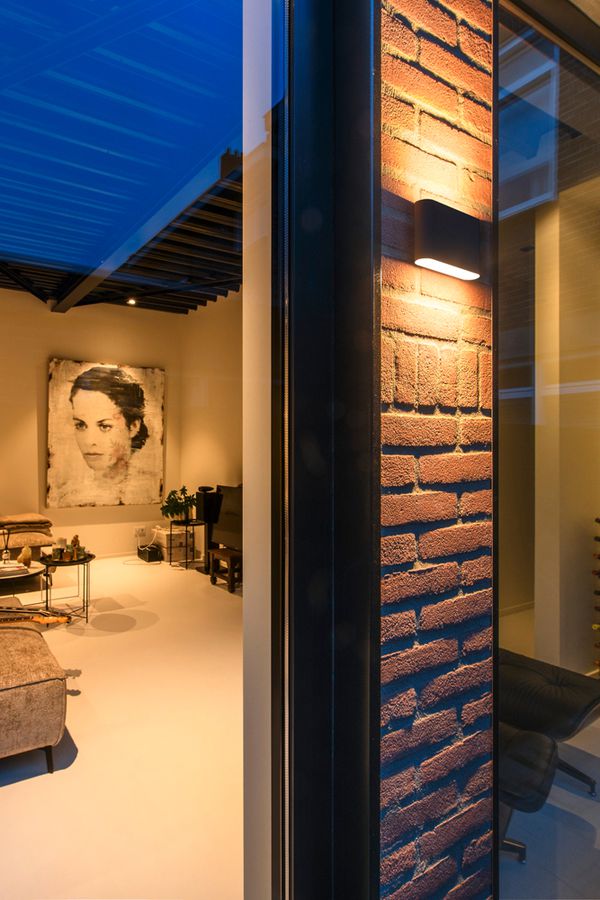 Applique LED SLV OVAL 145.7W 560lm 2700…3000K IP65 31×135mm nero