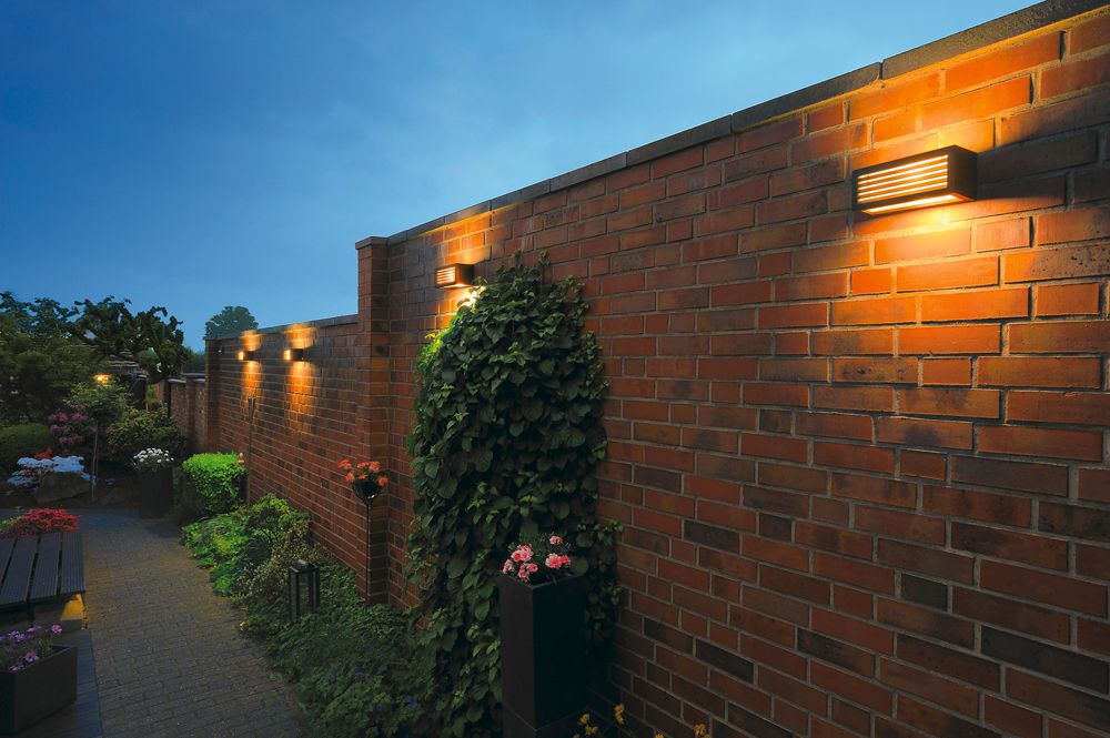 Wandleuchte SLV BOX-L, E27 18W IP44 anthrazit