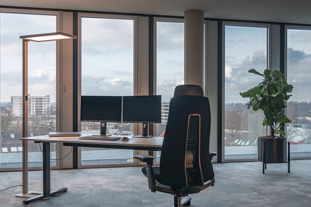 Piantana LED SLV WORKLIGHT 79W 7600lm 4000K PIR REG argento