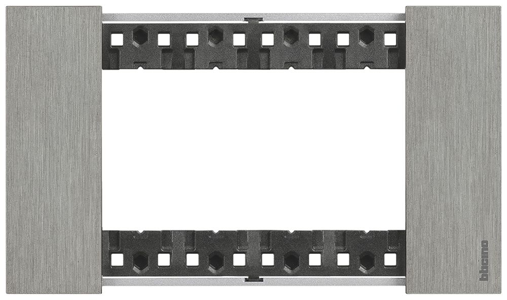 Abdeckrahmen Living Now 4 Module 147.5×86mm steel