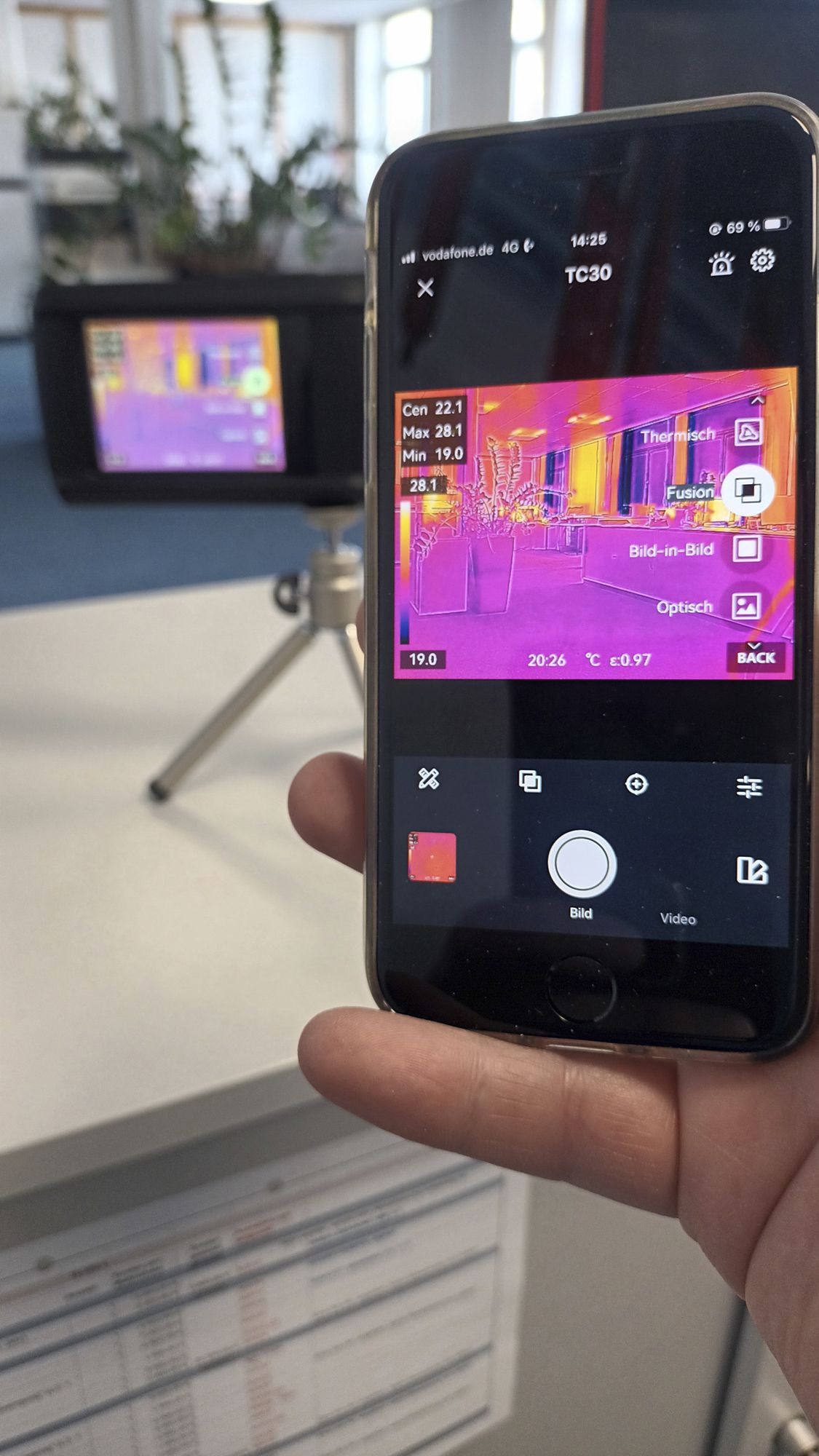 Wärmebildkamera Benning TC 30 25Hz 3.5" 256×192 40mK IP54