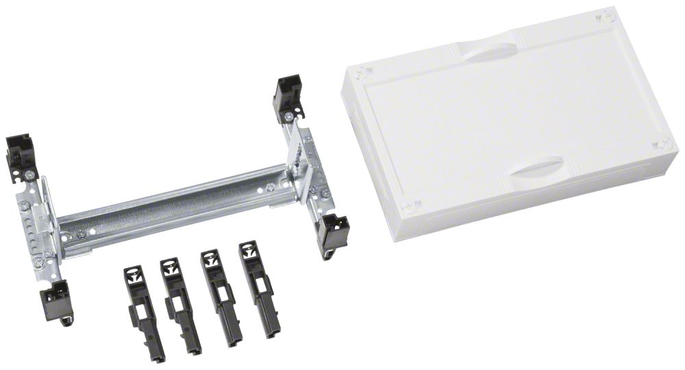 Baustein Hager univers N 150×250mm mit Kabelabfangschiene