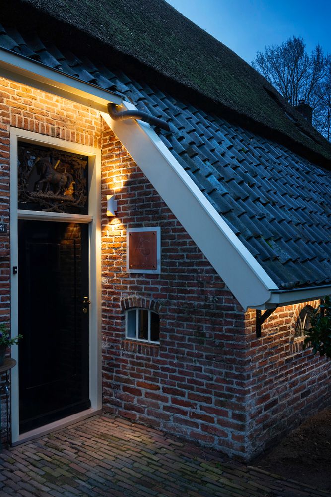 LED-Wandleuchte SLV MODELA 7.5W 810lm 827 IP65 DIM direkt/indirekt weiss/gold