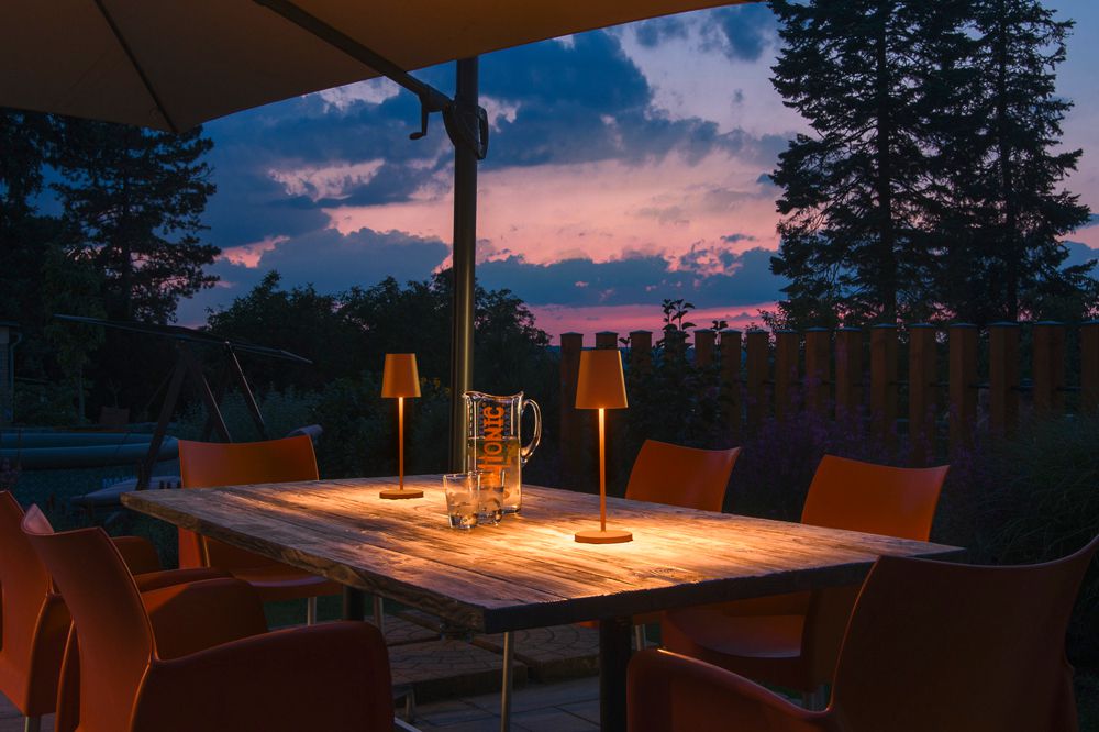 LED-Tischleuchte SLV VINOLINA TWO 2W 190lm 2200/2700/3000K DIM rost