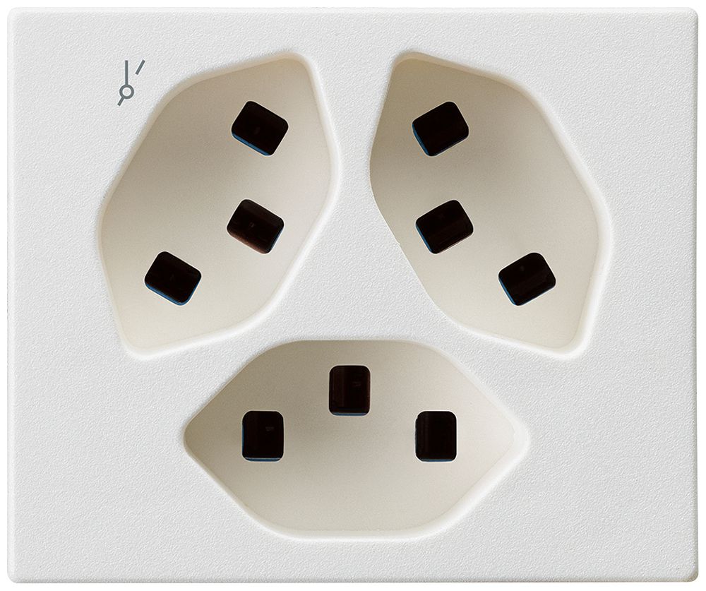 FLF-Steckdose Hager 3×Typ 23 1×S D weiss