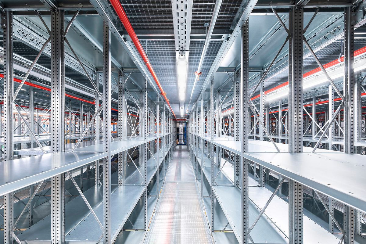 LED-Feuchtraumleuchte LEDVANCE DP EL 32W 4400lm 840 IP65 EM3h 1.2m grau