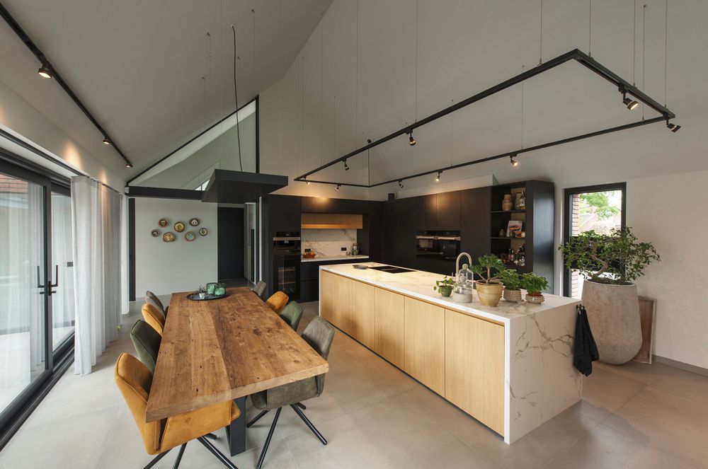 Strahler SLV PURI, GU10 50W mit 1-Phasen-Adapter IP20 schwarz