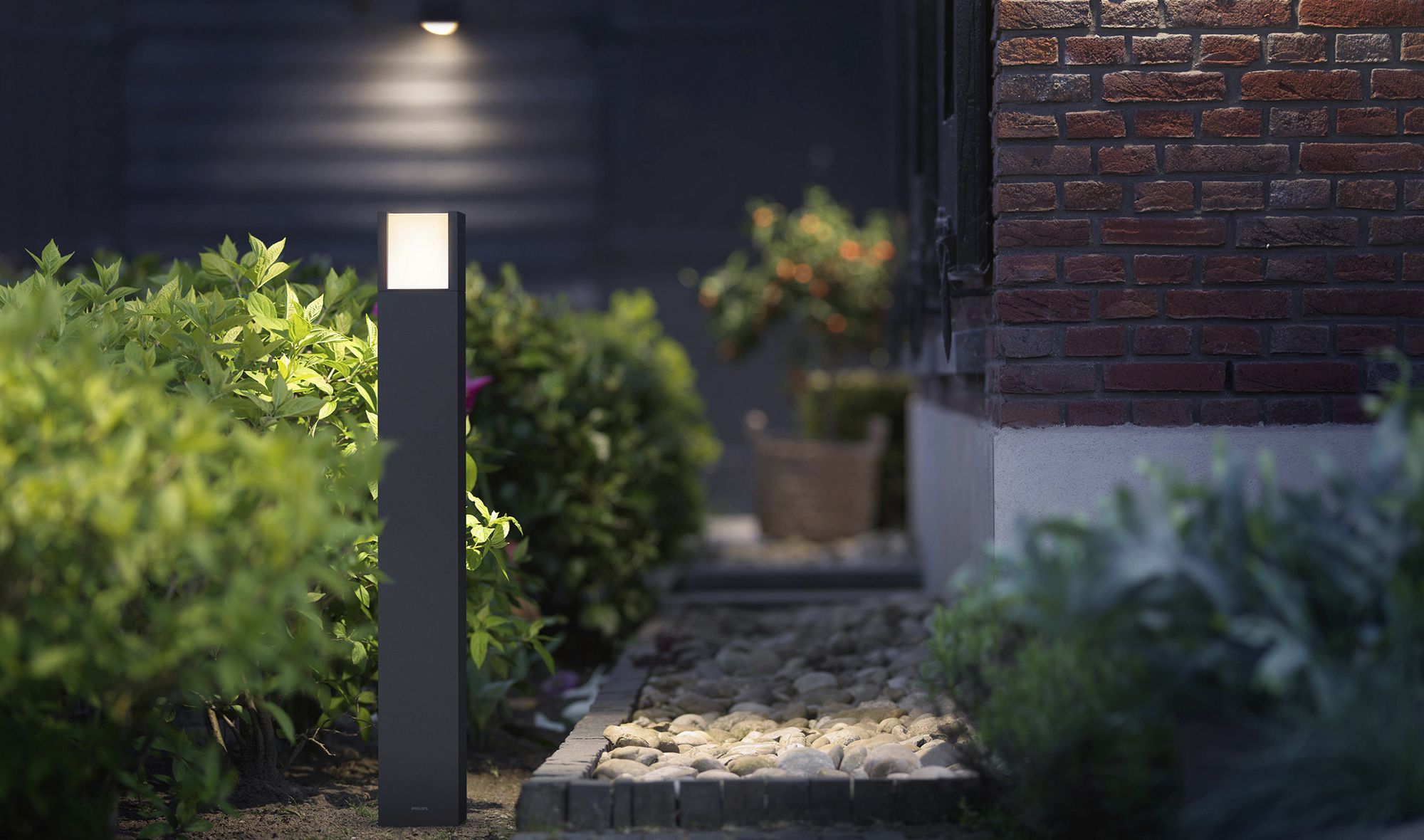 Borne lumineuse LED Philips Arbour 800lm 3000K IP44 770mm anthracite