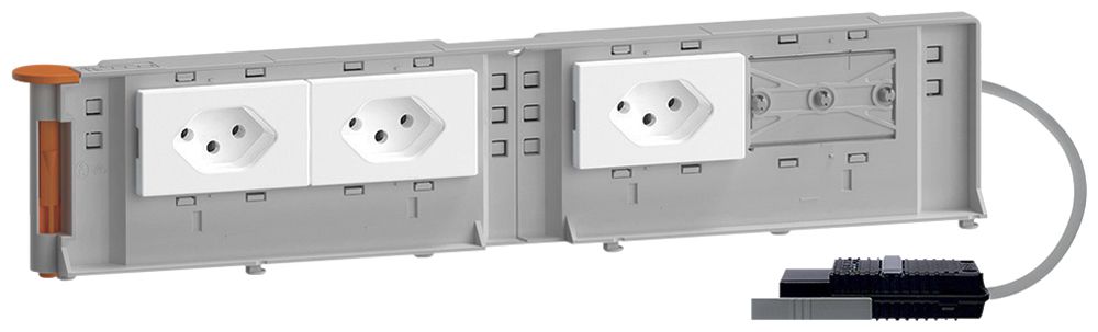 Support d'appareils Hager BKG 3×type 13 10A 250V 80×342mm câble rond blanc