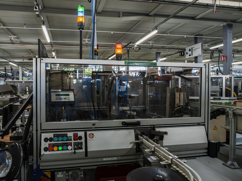 Sockel Harmony 100mm grau Kunststoff f.XVB7 XV4 & XV6