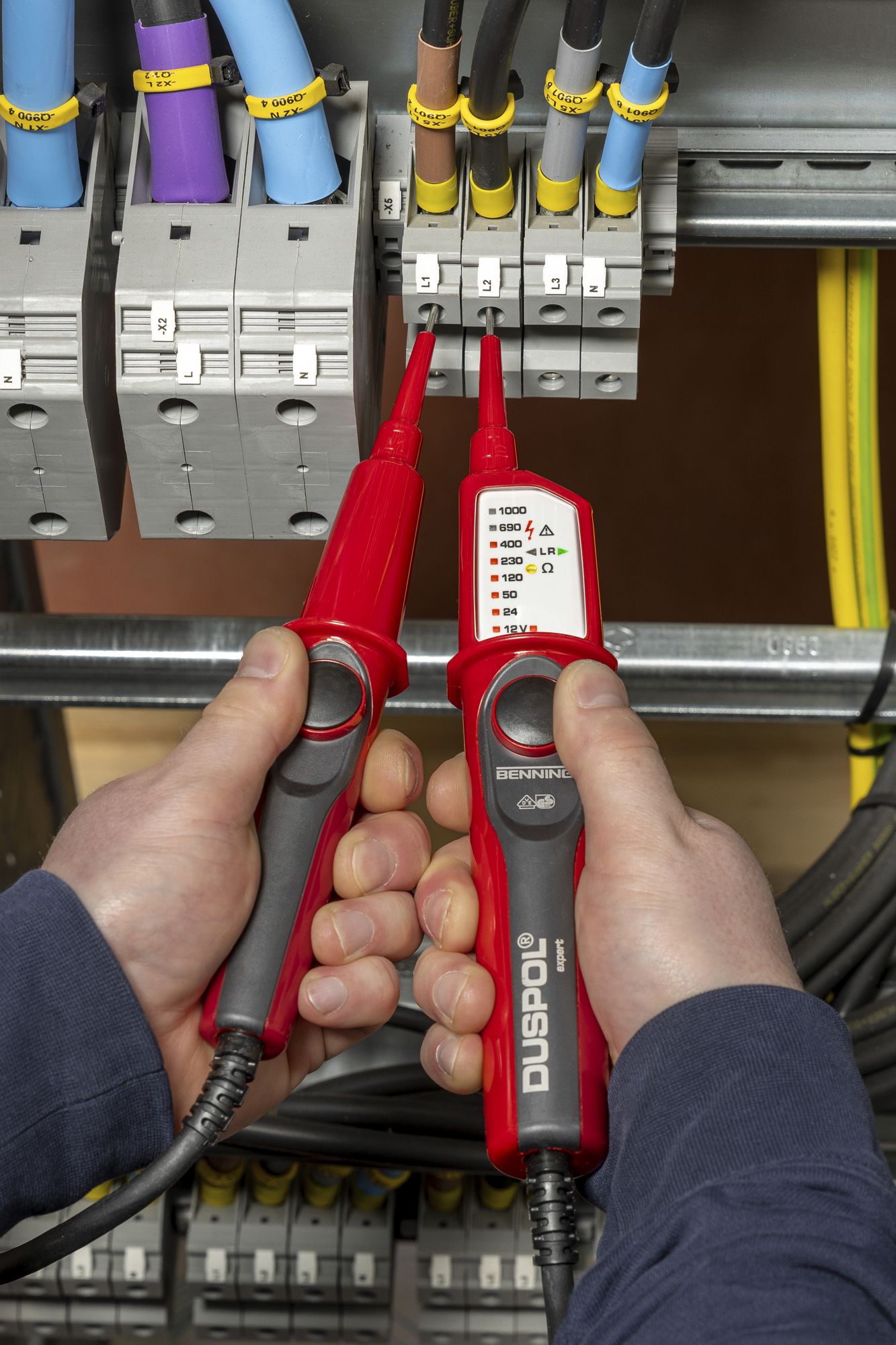 Spannungsprüfer Benning expert 12…1000VUC Cat IV 600V IP65