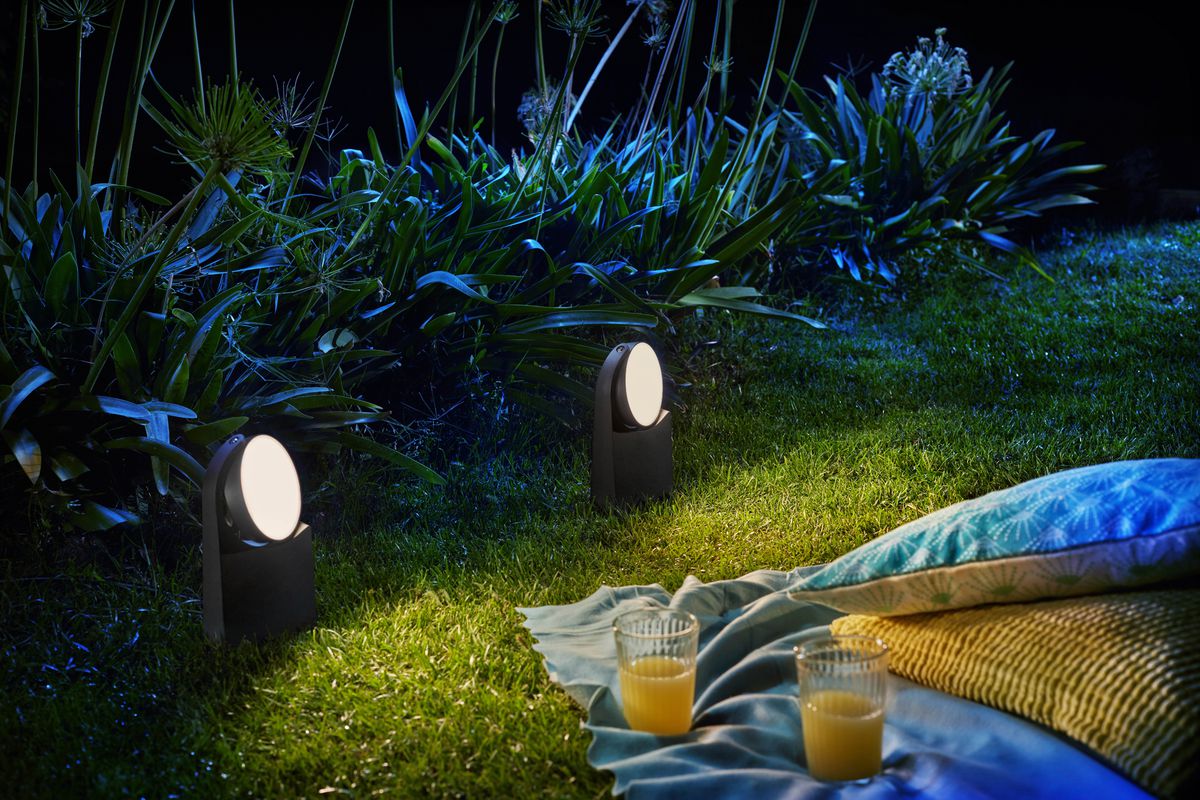 Borne lumineuse LED Philips Mimosa 630lm 2700K IP44 185mm orientable