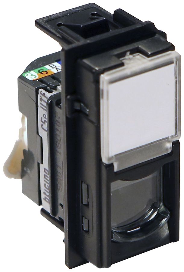 Datendose Living Now Kategorie 5E UTP 1 Modul schwarz