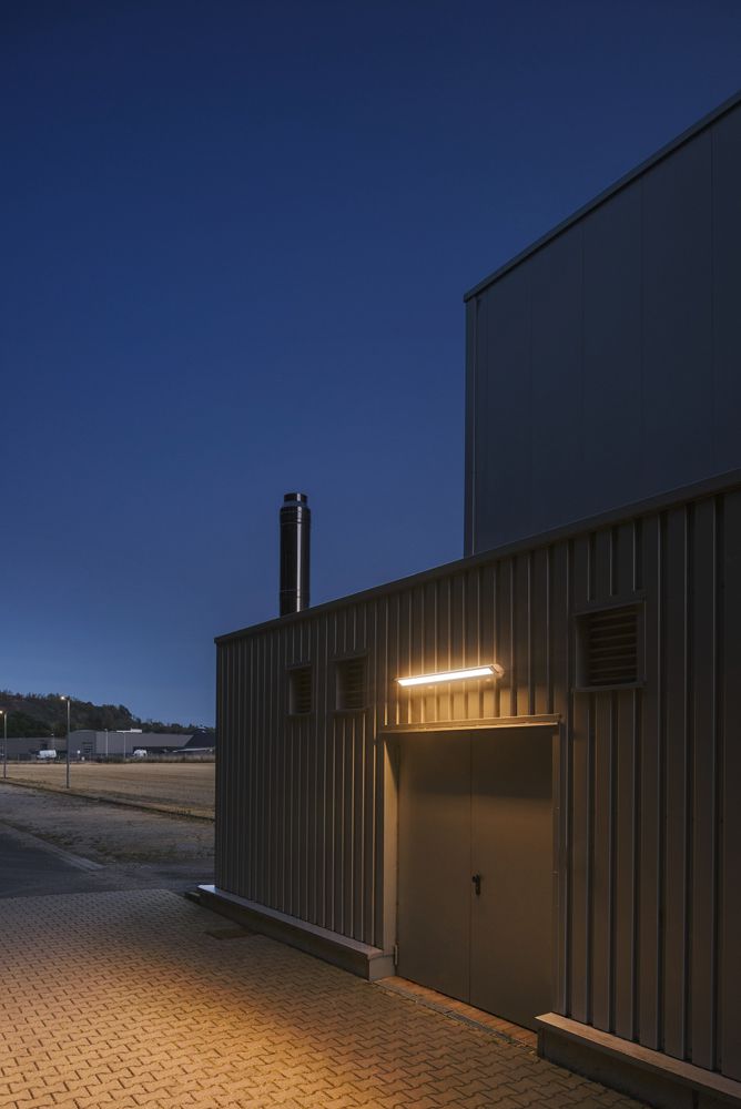 Applique LED SLV VANO WING 49W 3140lm 3000K IP65 DALI 1195mm 120° gris