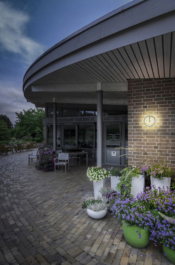 LED-Wandleuchte SLV Q-RING Sensor 10W 950lm 3000K IP54 Ø270×110mm weiss