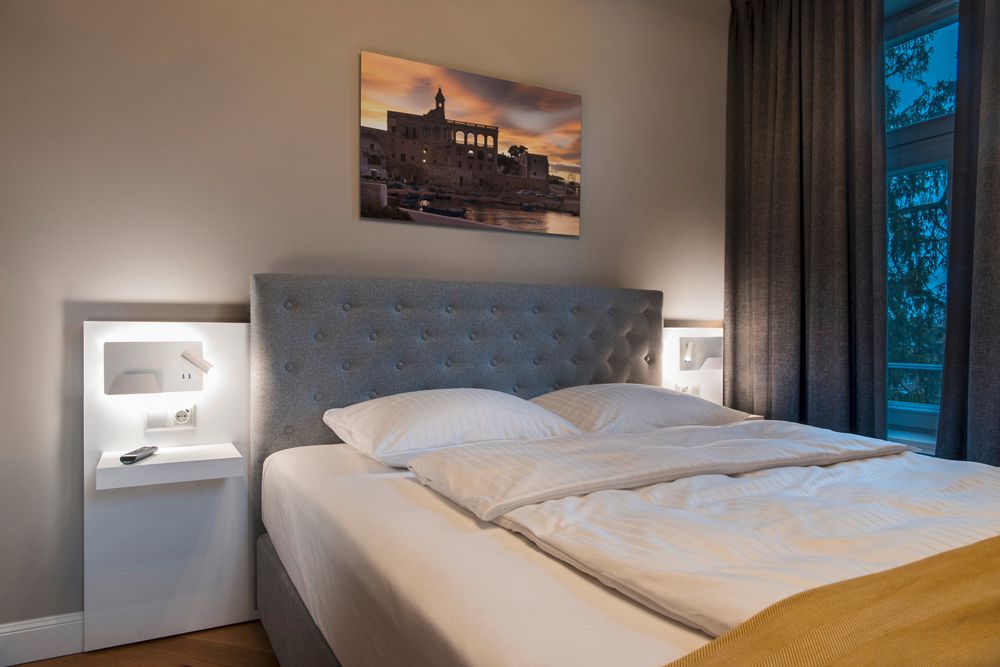 Applique LED SLV SOMNILA SPOT LEFT 15W 3000K avec liseuse et USB blanc