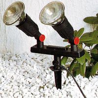 Garten-Steckleuchte E27, 2×60W, 230V, schwarz