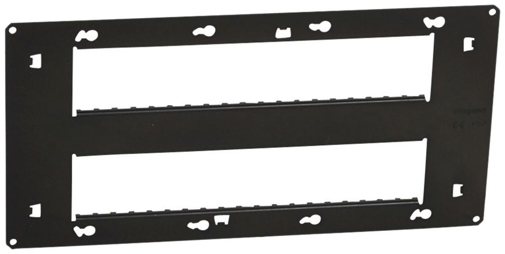 Plaque de fixation Legrand pour Batibox 2×2×5 mod.