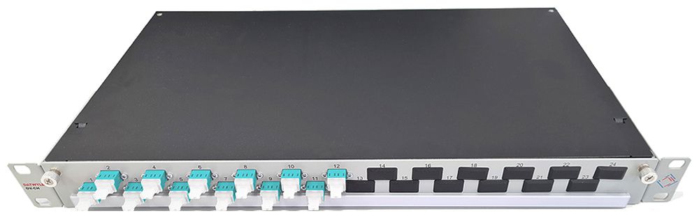 Spleissbox 19" Dätwyler OV-CH 12×LCD/PC türkis OM3 versetzt 1HE Silber