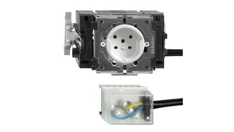 Steckdosen Typ 15 mit Flachkabelanschluss