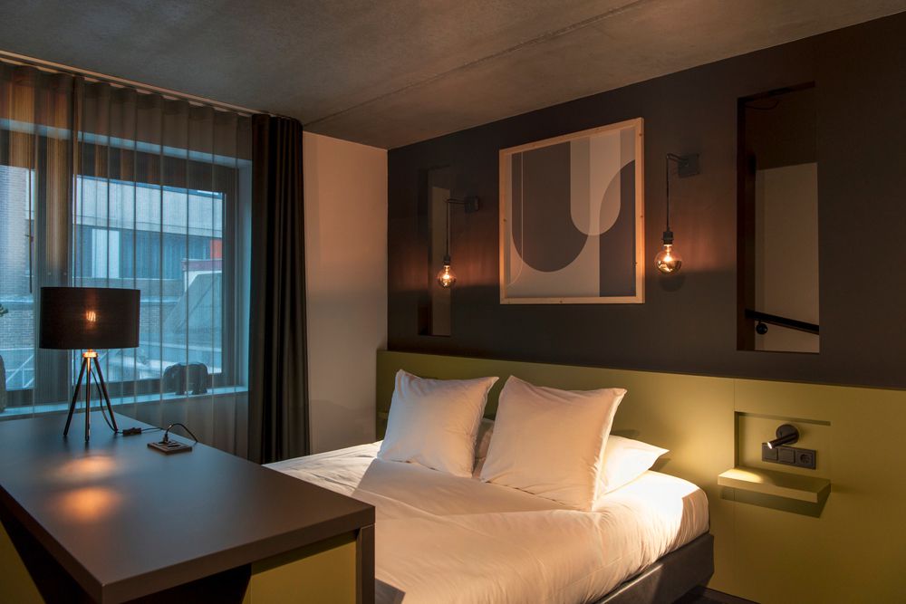 Support mural SLV FITU CRANE BASE acier 225×100×100mm noir