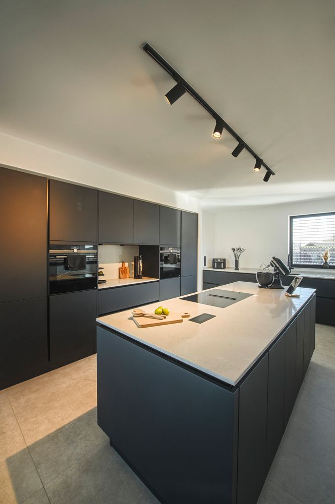 Spot SLV ASTO TUBE GU10 1×10W 1fa Ø70×125mm nero