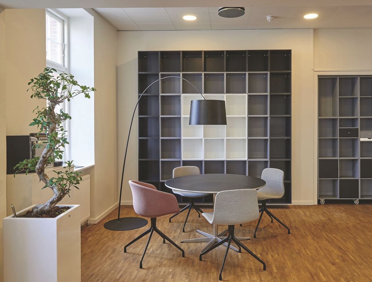 Downlight LED Sylvania Flat 157 12W 1000lm 3000K IP44 120° VAR 172mm blanc