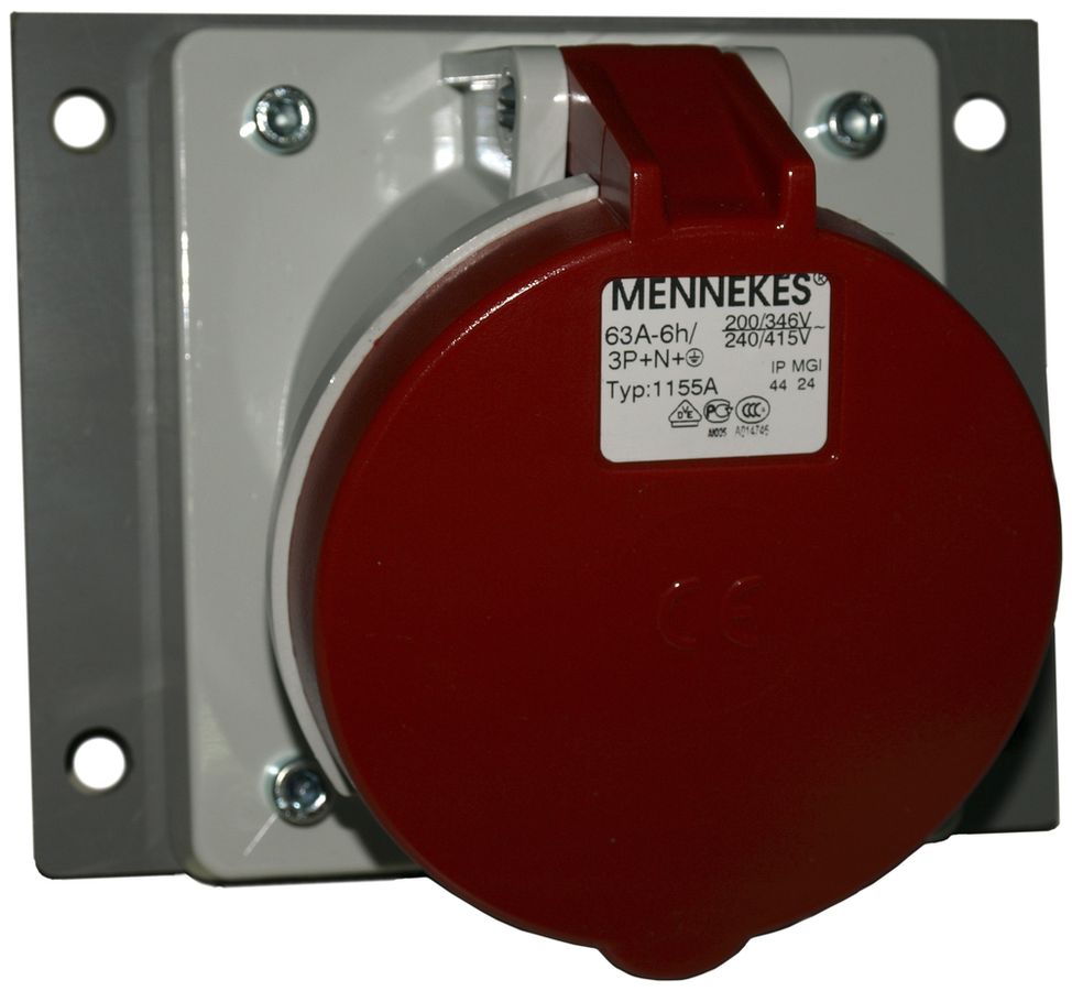 Presa CEE Mennekes 6h obliquo