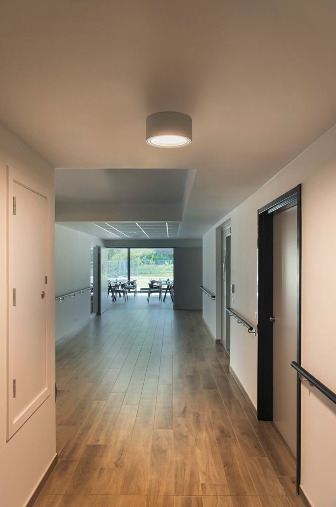 Projecteur LED SLV 21W 1900lm 3000K rond IP20 blanc