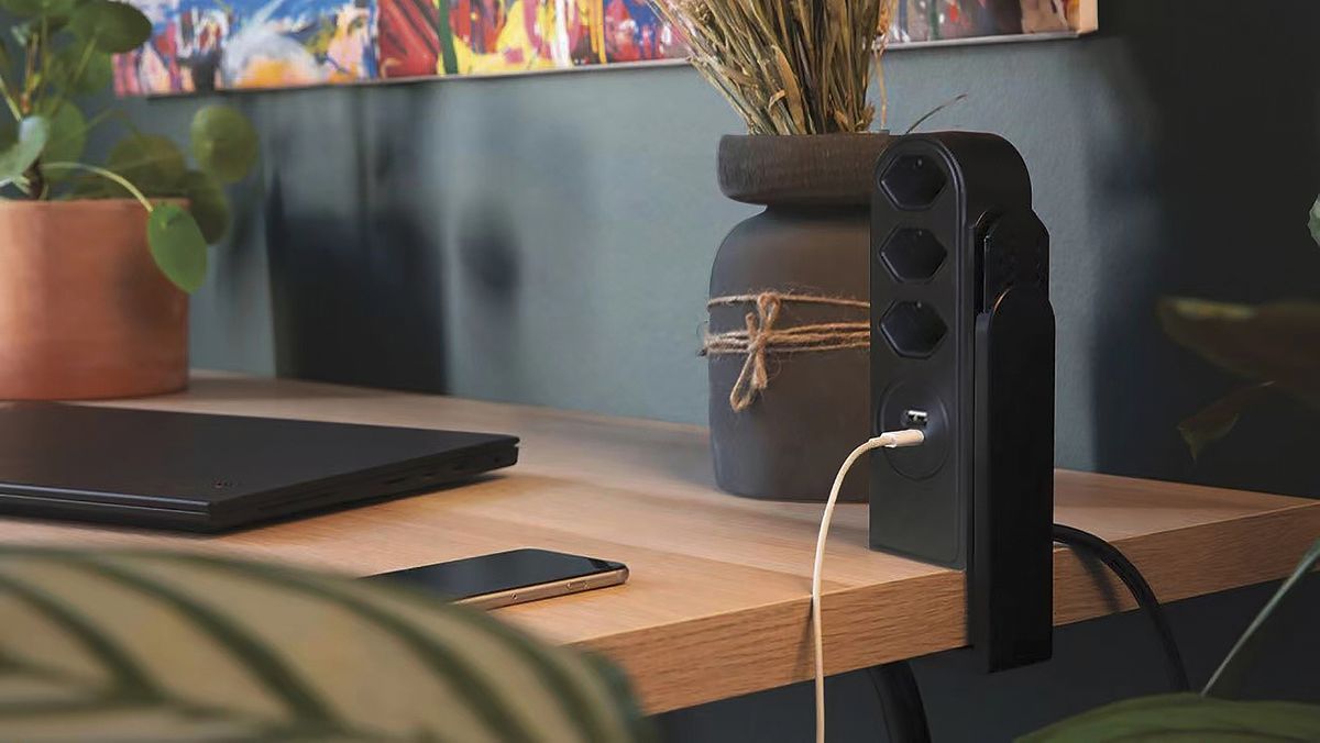 Prise multiple Steffen CLAMP 3×T13 1×USB-A 1×USB-C 1.5m noir