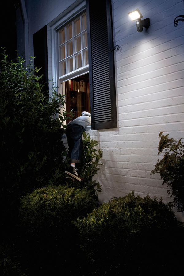 LED-Strahler SMART+ WIFI FLOOD 23W 2000lm 830