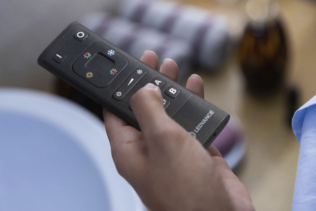 Télécommande LEDVANCE SMART+WIFI radio IP20 3.7V 120×39×12.4mm noir