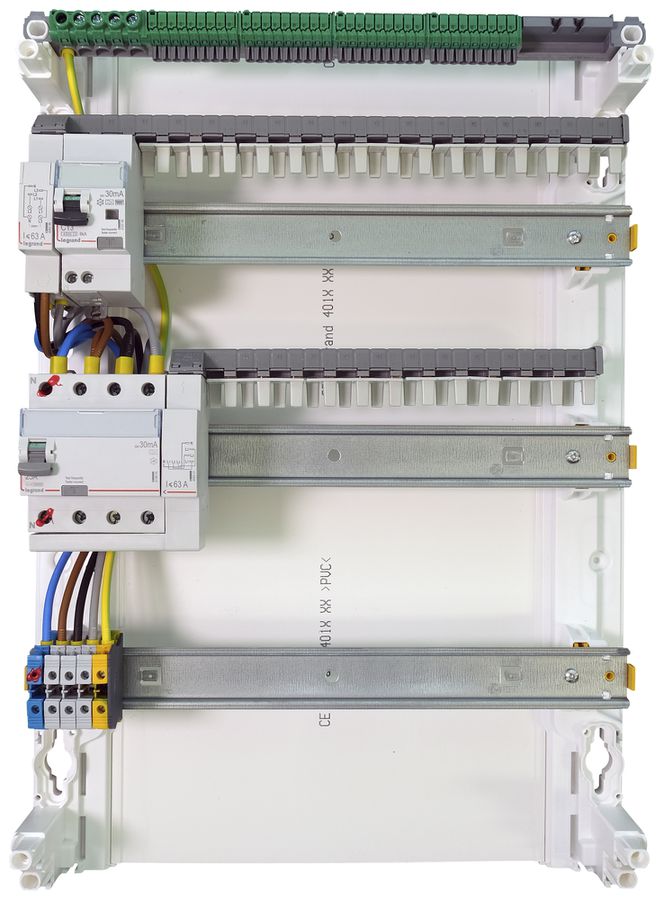 Petit tableau de distribution AP Legrand 3-rangées 54 UM blanc