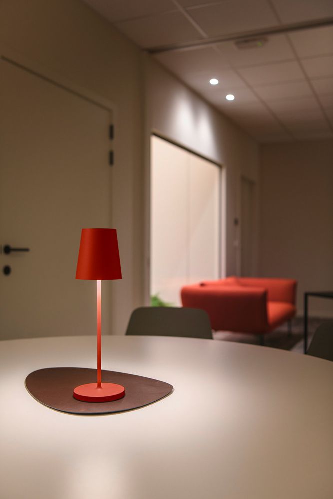 LED-Tischleuchte SLV VINOLINA TWO 2W 190lm 2200/2700/3000K DIM rot