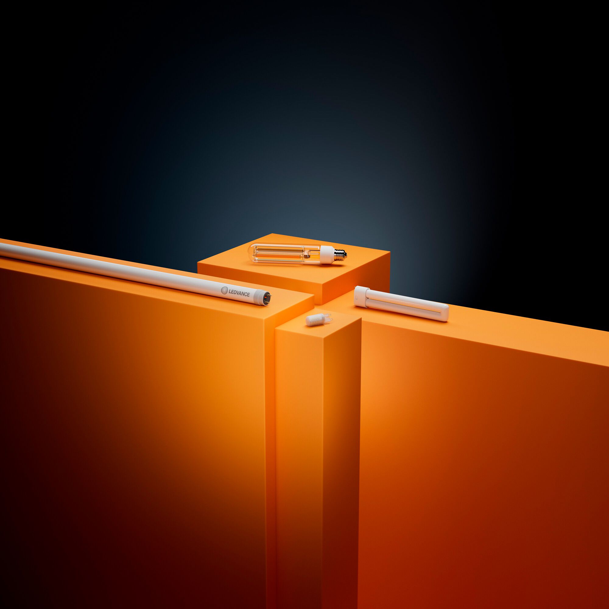 Lampada LED LEDVANCE NAV FIL P E27 19.4W 3600lm 2700K chiaro 227mm