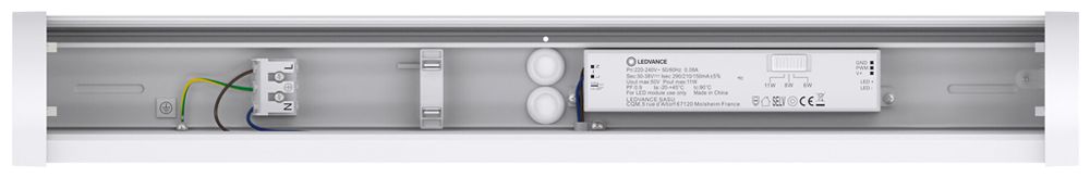 Applique LED LEDVANCE LINEAR MR SWITCH 11W 1430lm 830/840 IP44 561×82mm bianco