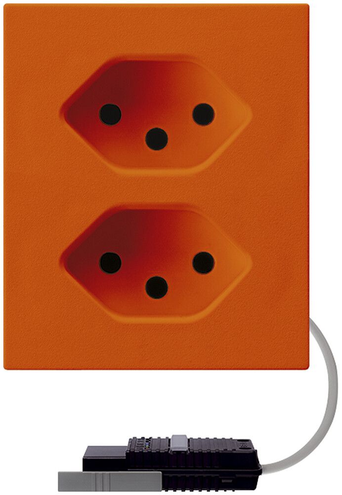FLF-Steckdose Hager 2×Typ 13 mit Rundkabel-Dose L2 D orange