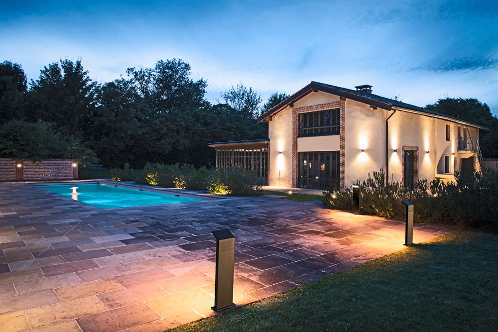 Borne lumineuse LED SLV ORDI II 10W 700lm 822/830 IP65 700mm noir